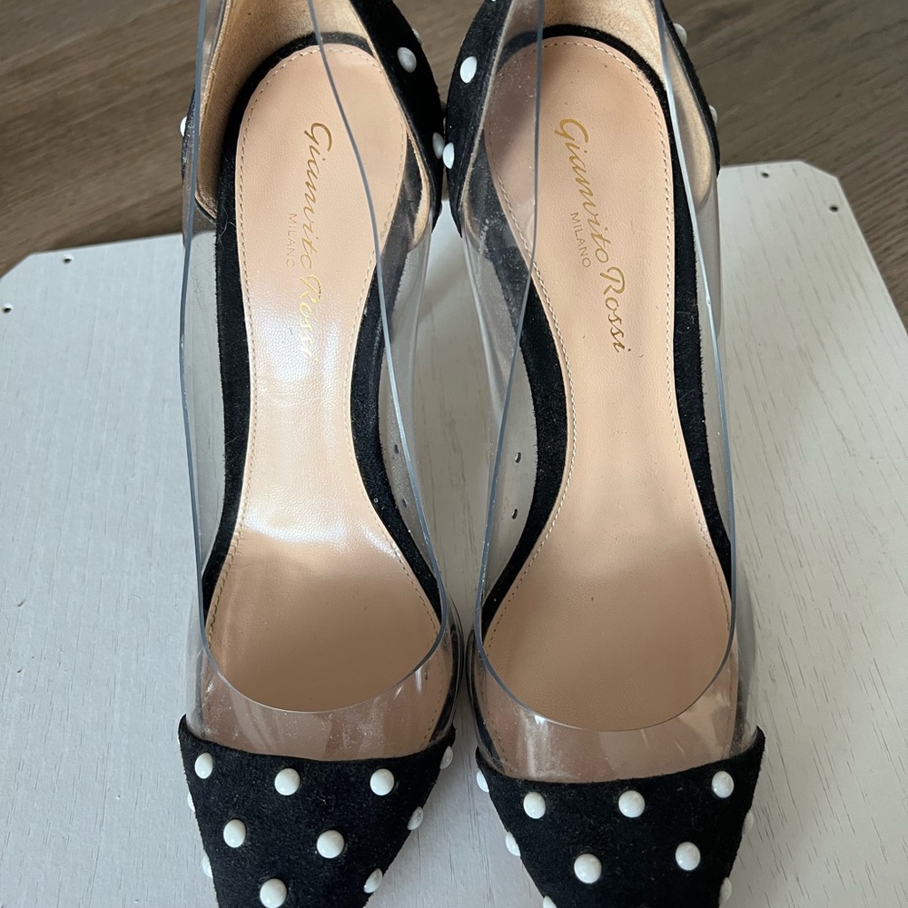 Gianvito Rossi Black Heels with White Accents